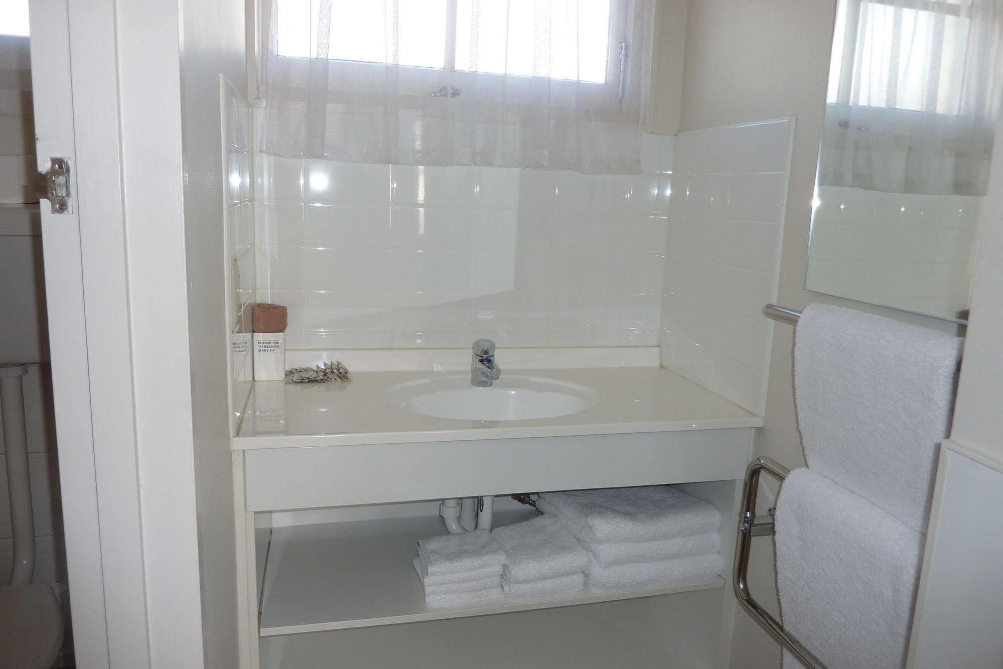 Colonial Inn Motel Christchurch Luaran gambar