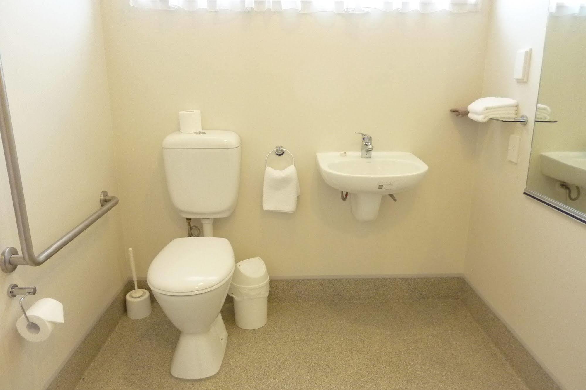 Colonial Inn Motel Christchurch Luaran gambar